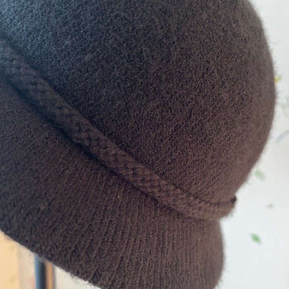 Vintage Everitt Black Knit Bucket Hat - Picture 2 of 5